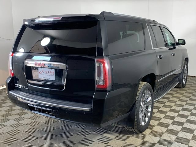 Used 2016 GMC Yukon XL Denali w/ Open Road Package AWD/4WD image 17