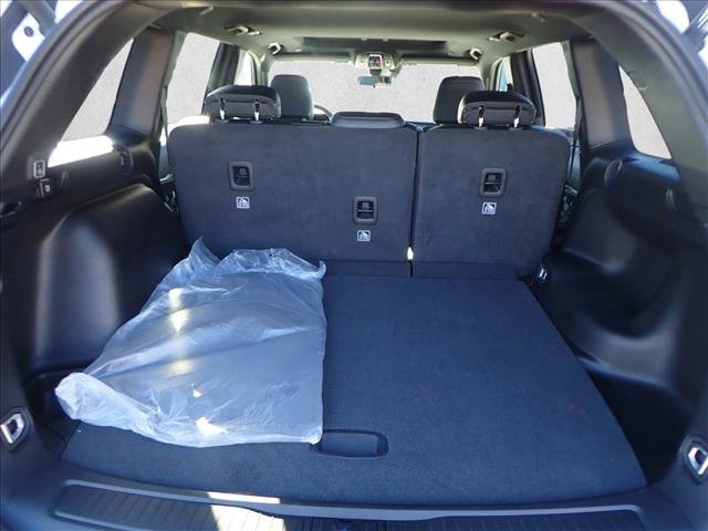 New 2026 Jeep Grand Cherokee Altitude image 8