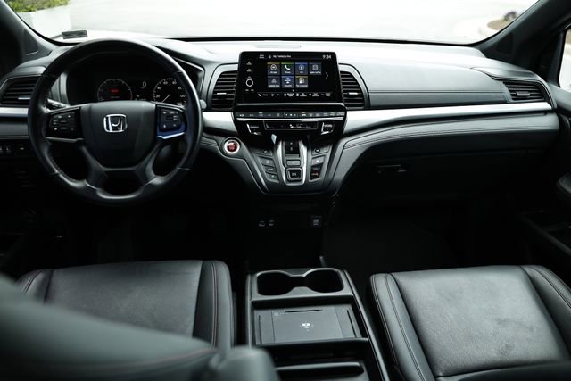 Used 2025 Honda Odyssey Sport-L image 28