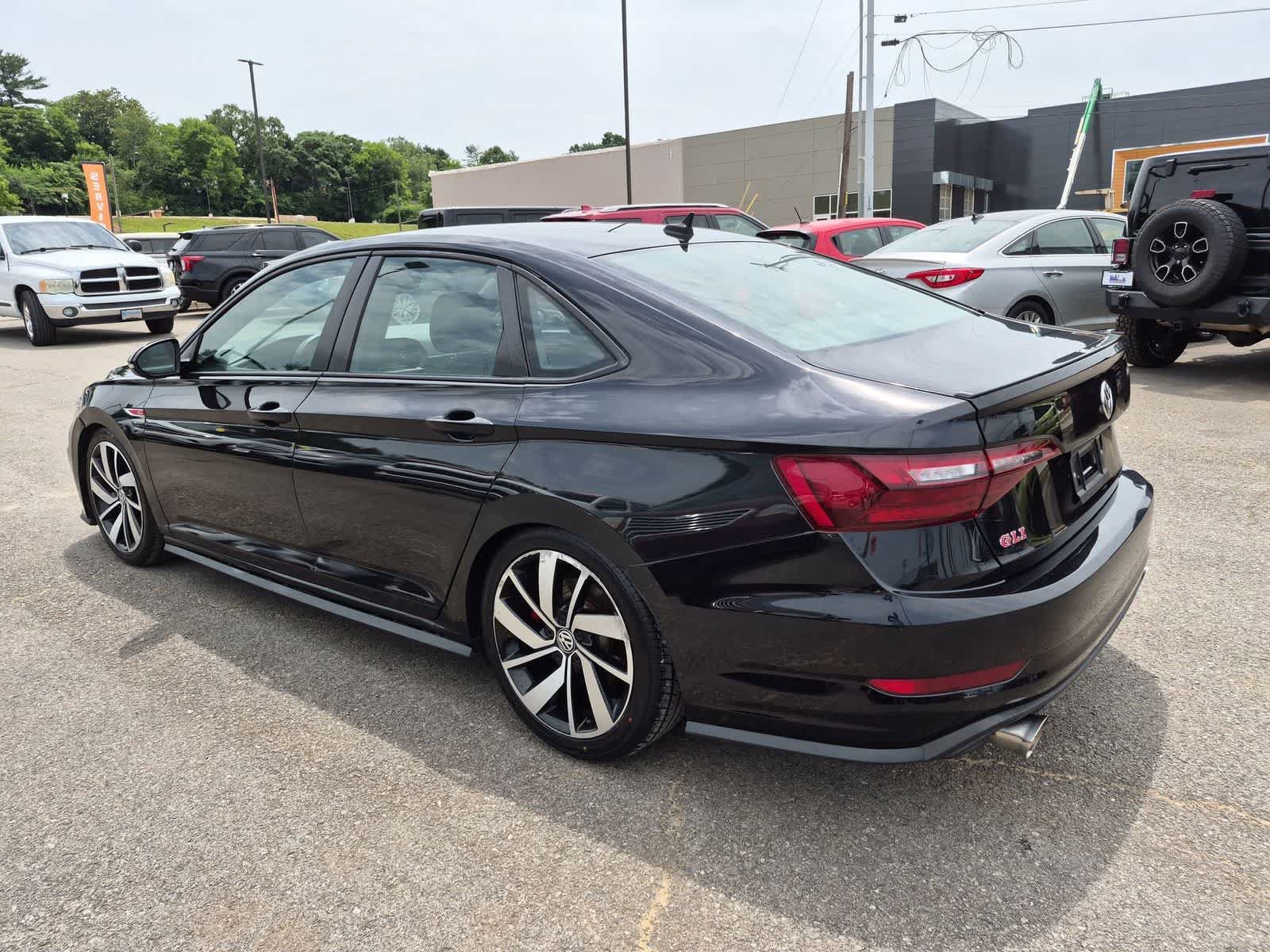 Used 2021 Volkswagen Jetta GLI FWD image 6