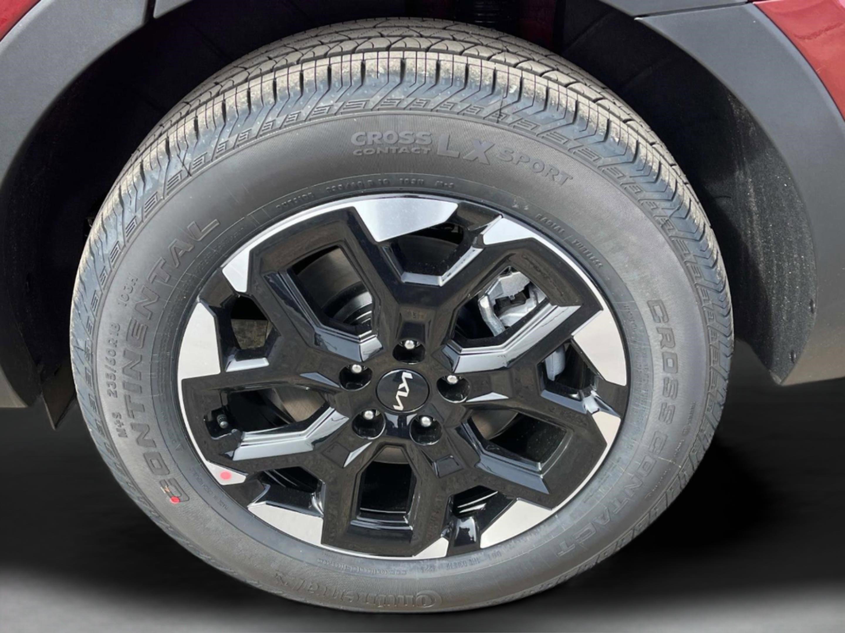 New 2025 Kia Sorento S w/ Panoramic Sunroof Package image 11