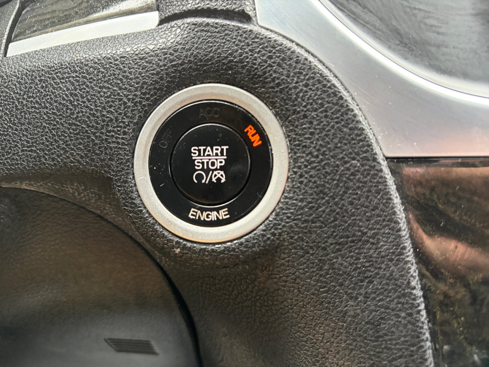 Used 2016 Chrysler 300 C AWD/4WD image 29