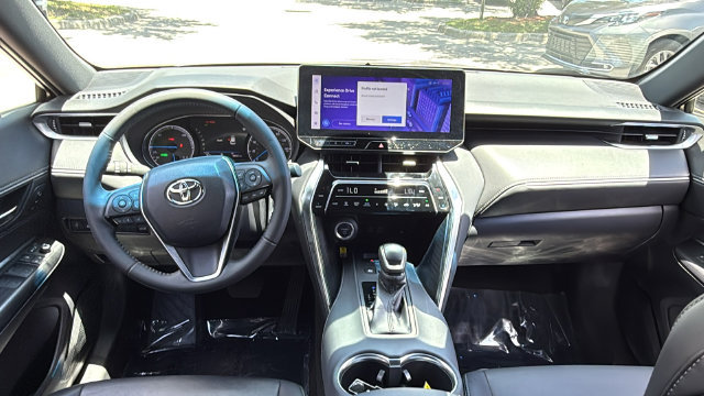 Certified 2023 Toyota Venza XLE AWD/4WD image 14