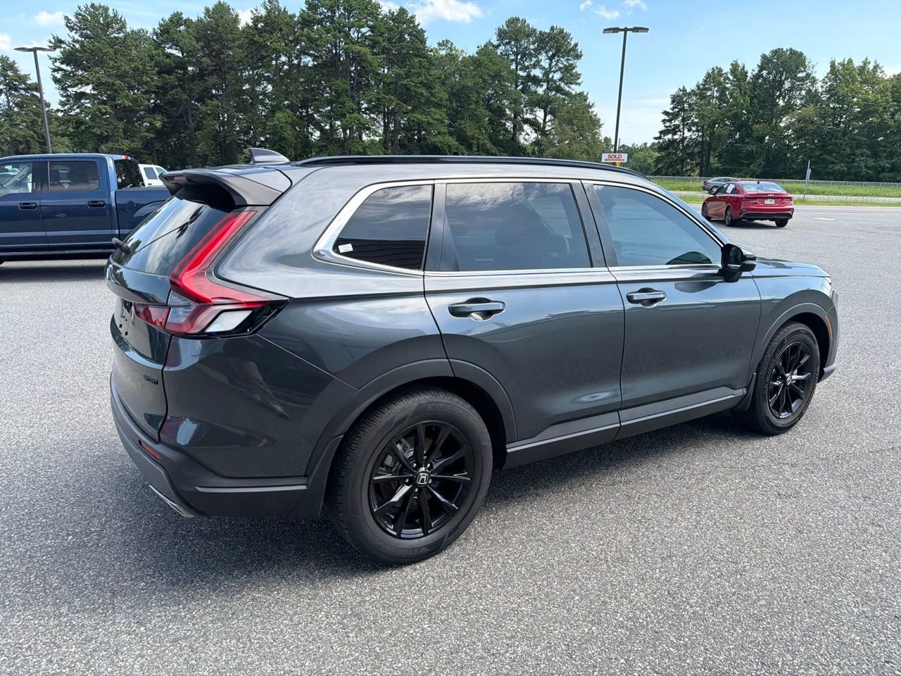 Used 2025 Honda CR-V Sport image 9