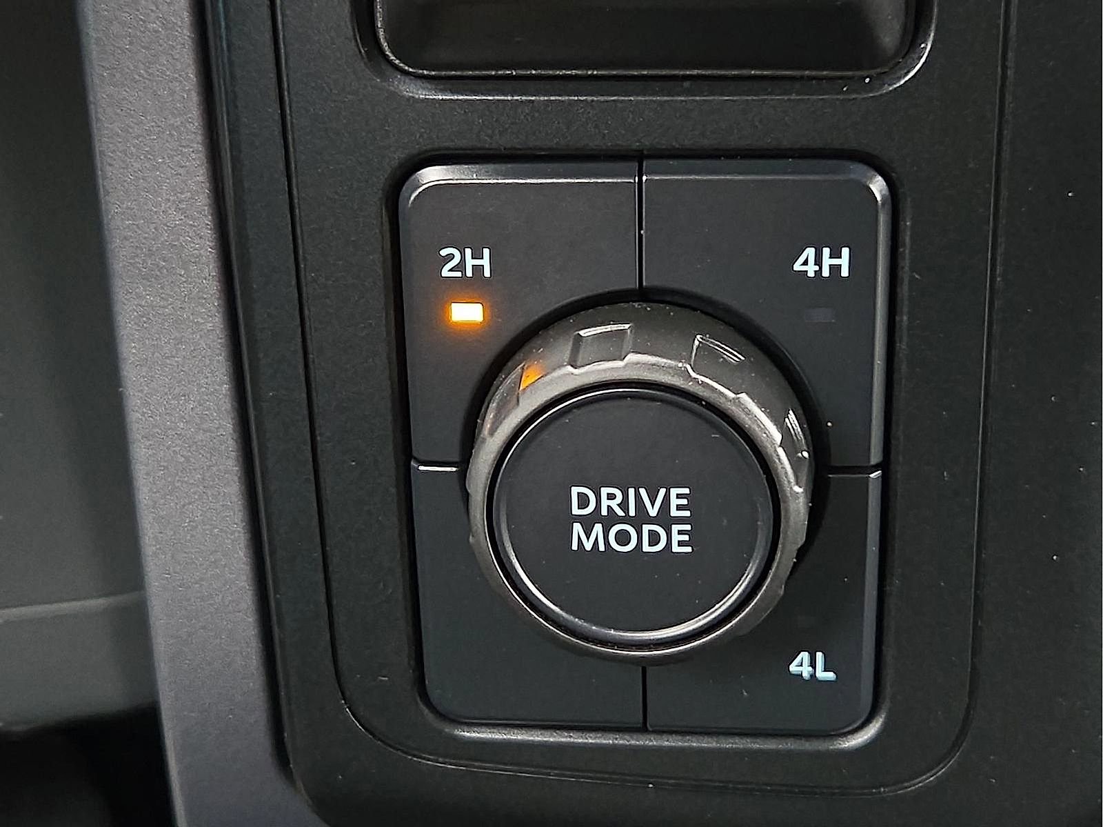 Used 2023 Ford F150 XLT image 18