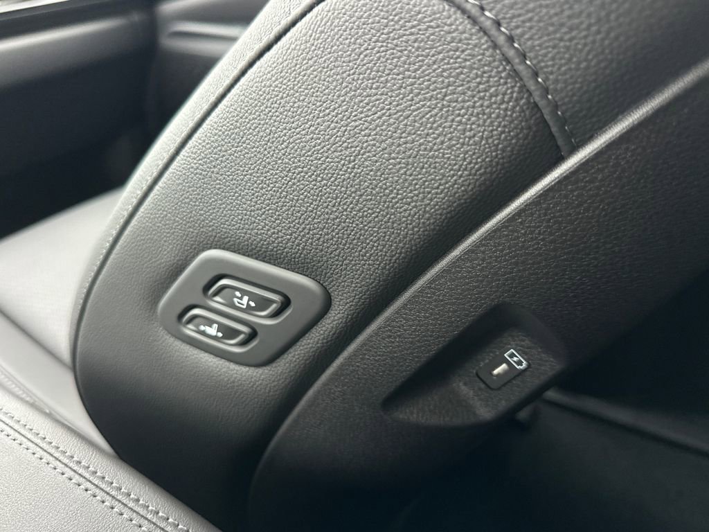 New 2026 Kia Carnival SX Prestige FWD image 23