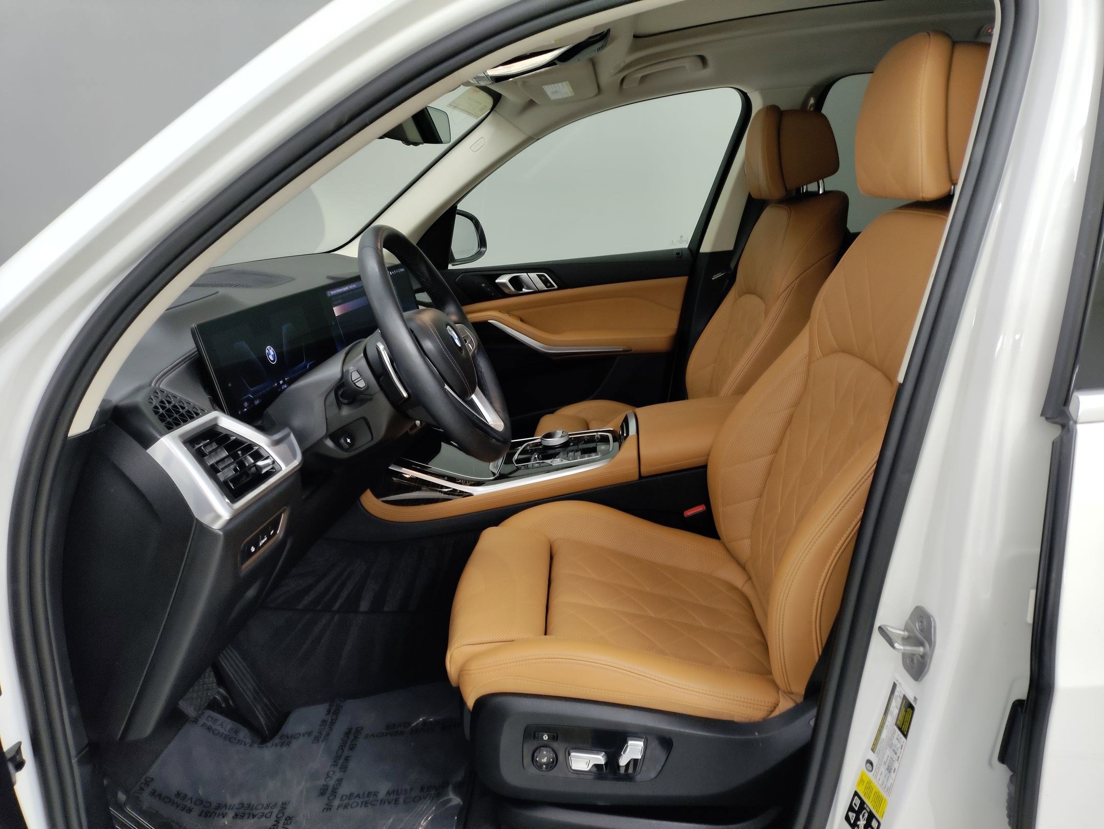 Certified 2024 BMW X7 xDrive40i w/ Parking Assistance Package image 12