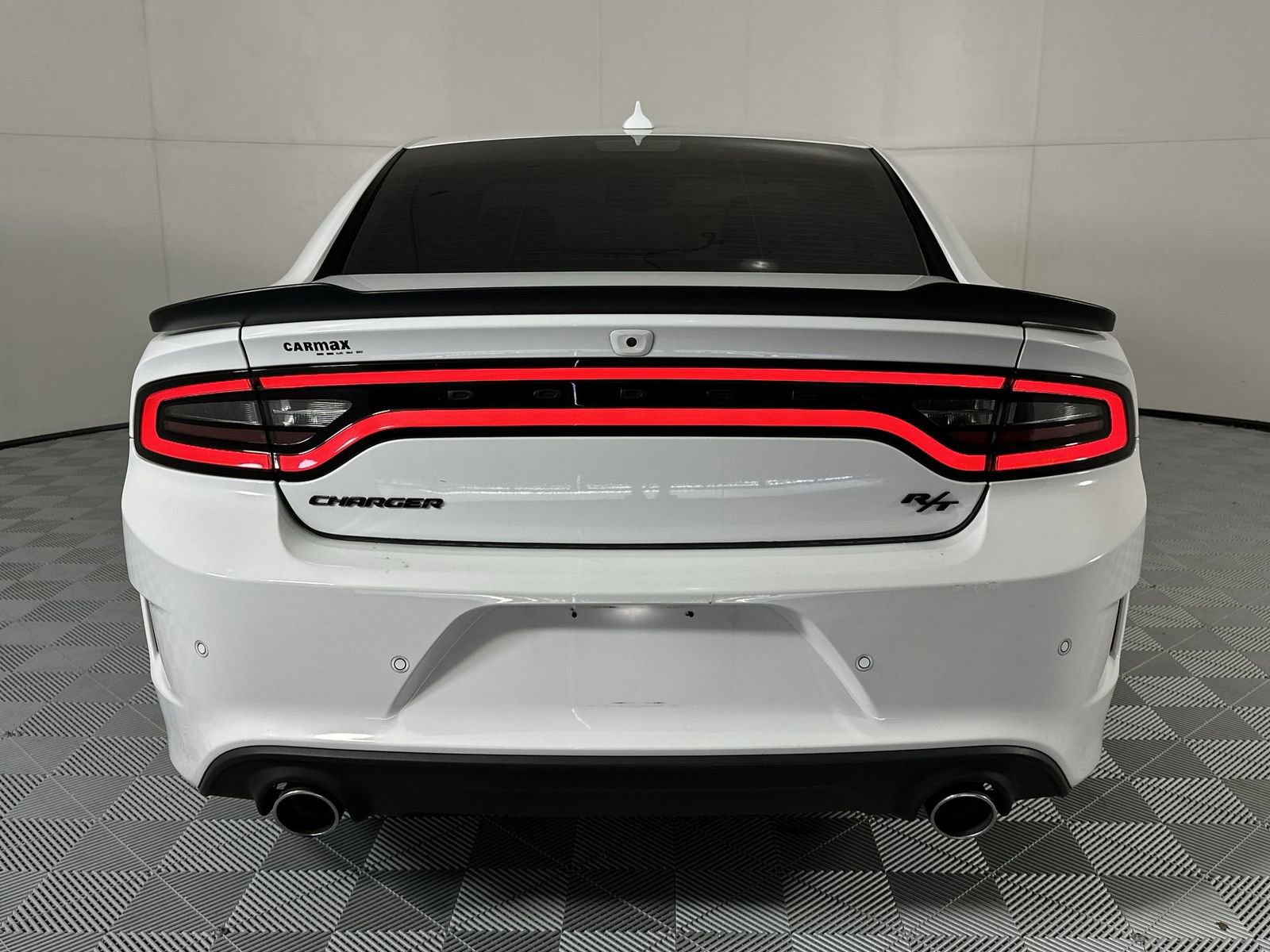 Used 2022 Dodge Charger R/T w/ Plus Group RWD image 7