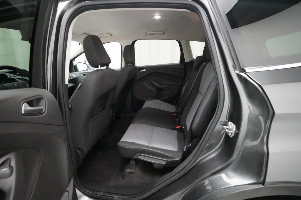 Used 2018 Ford Escape SE image 14