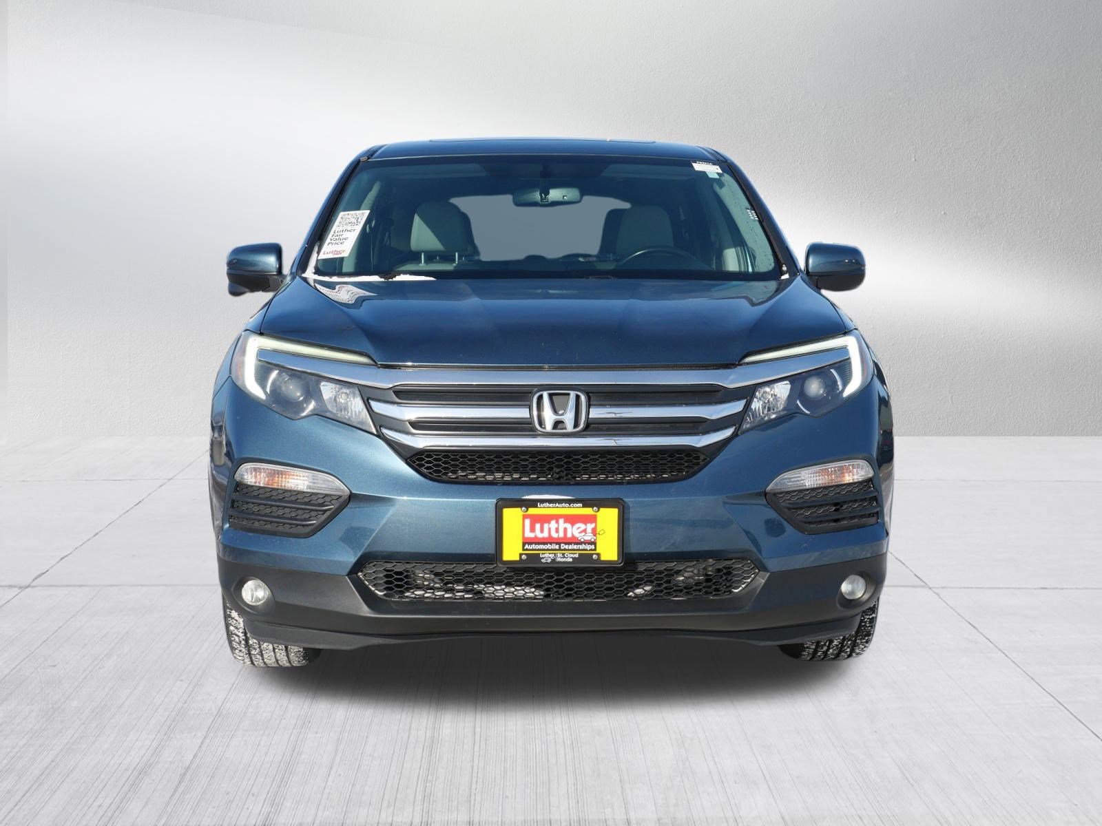 Used 2017 Honda Pilot EX-L image 2