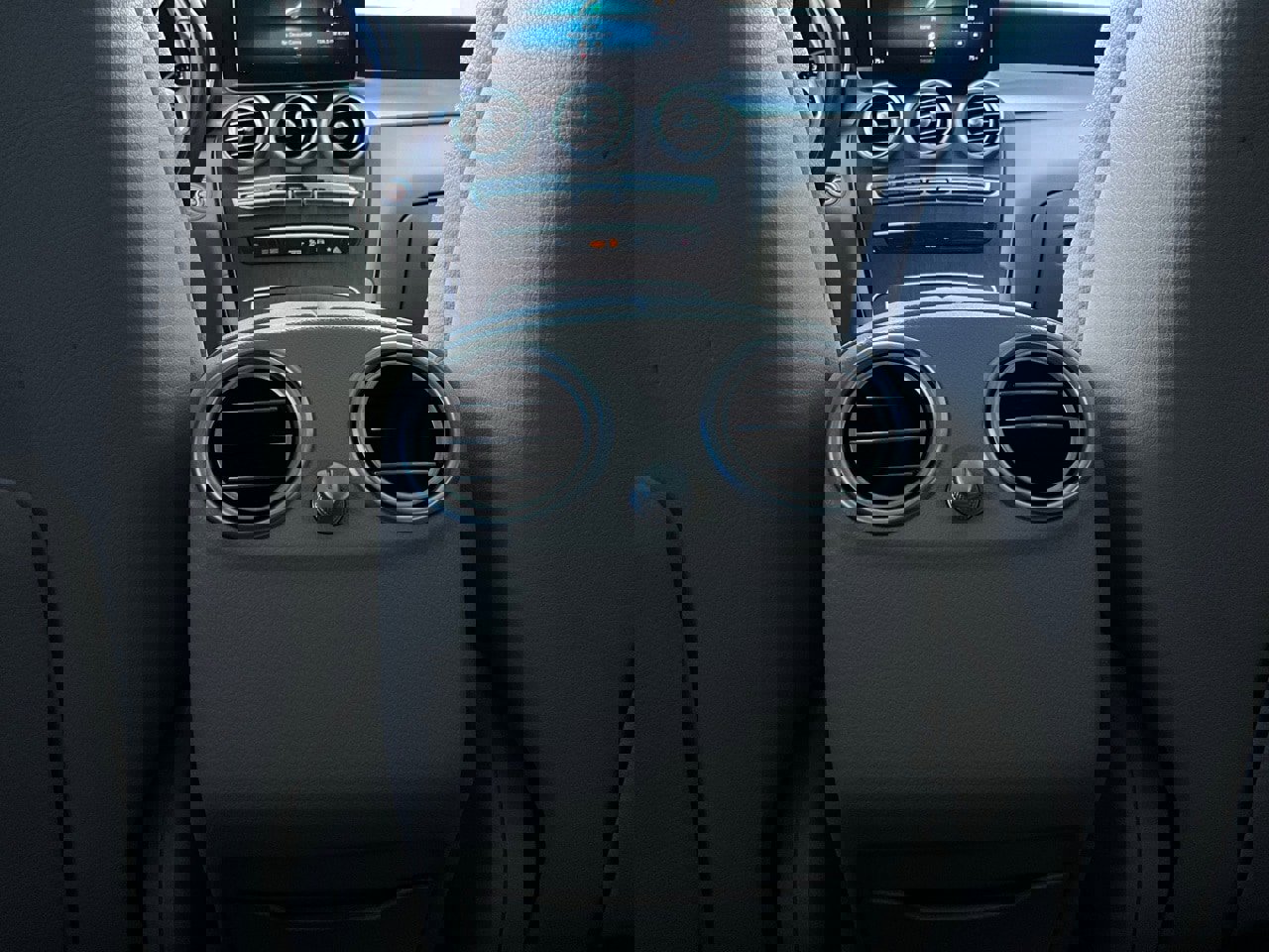 Used 2020 Mercedes-Benz GLC 300 image 13