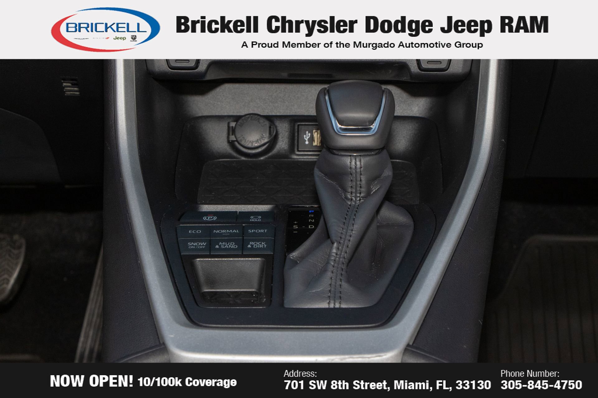 Used 2025 Toyota RAV4 XLE Premium image 23