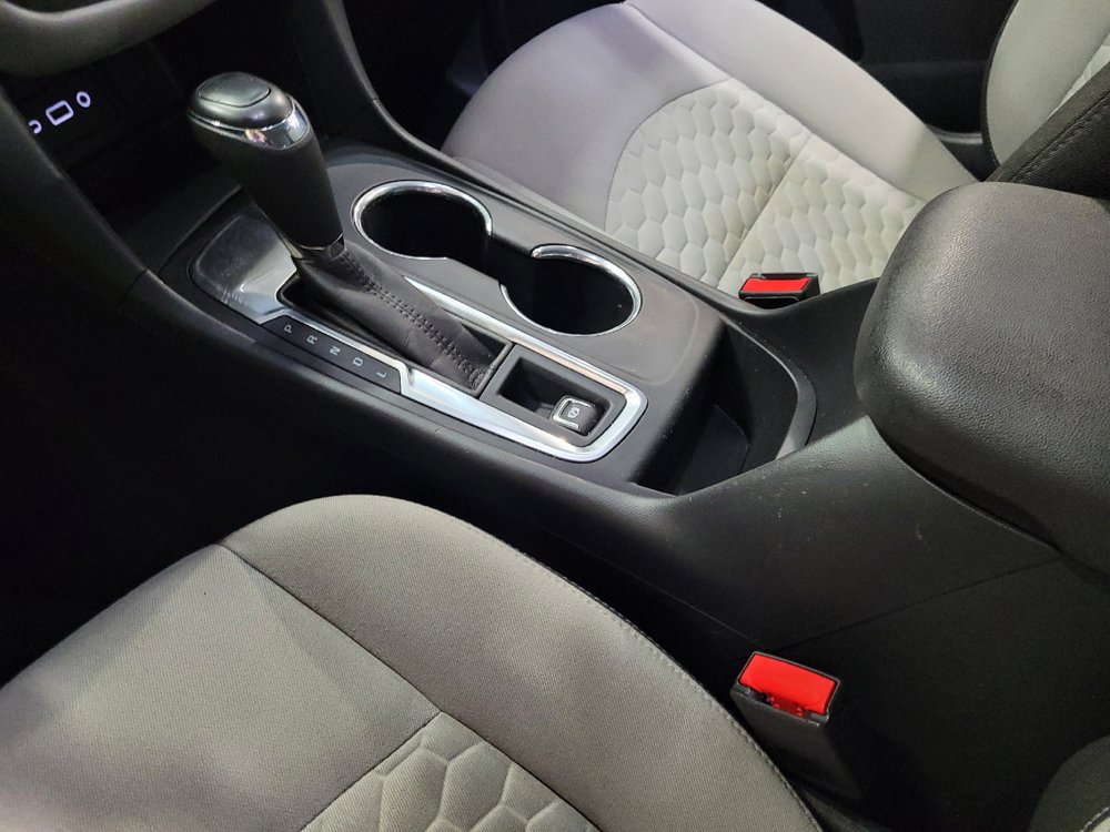 Used 2020 Chevrolet Equinox LS FWD image 26