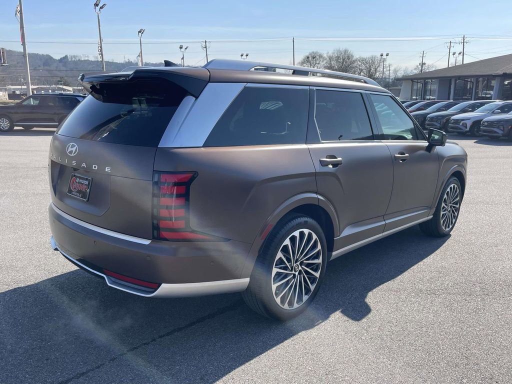 Used 2026 Hyundai Palisade Calligraphy image 4