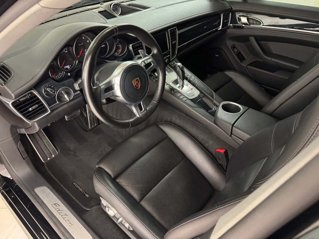 Used 2016 Porsche Panamera Edition image 41
