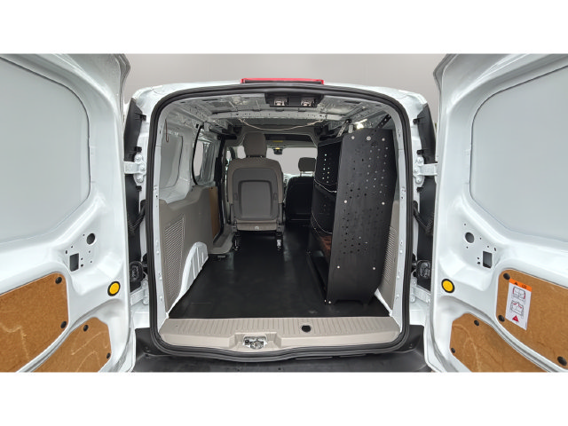 Used 2023 Ford Transit Connect XLT FWD image 30