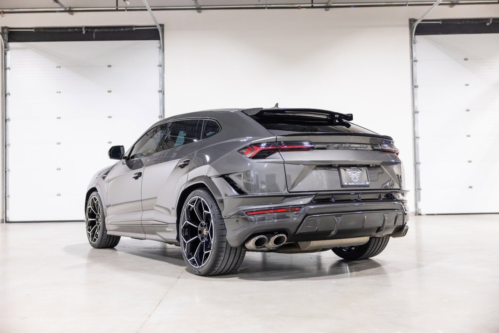 Used 2023 Lamborghini Urus Performante image 6