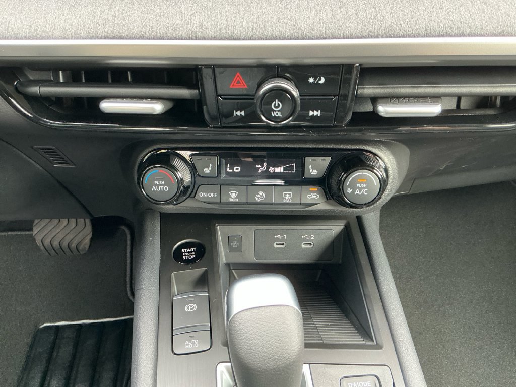 New 2026 Nissan Kicks SV w/ Cold Weather Package FWD image 22