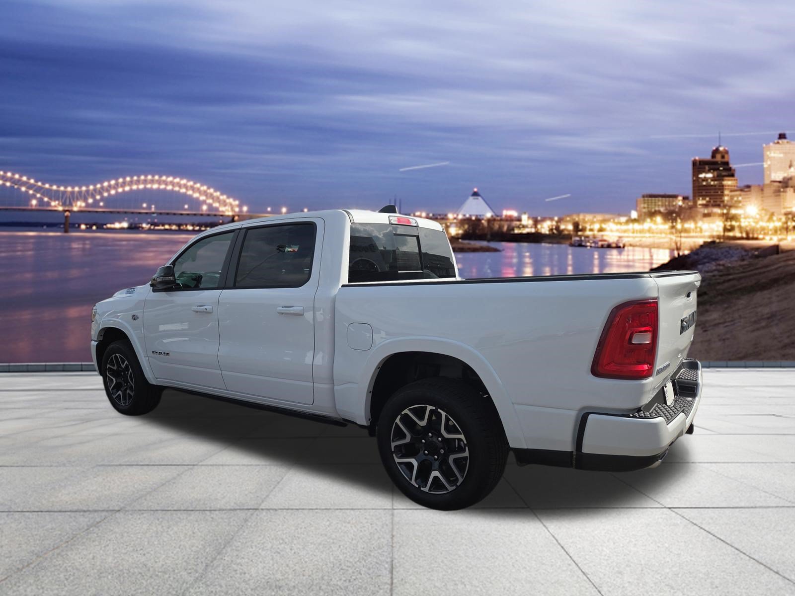 New 2026 RAM 1500 Laramie AWD/4WD image 3