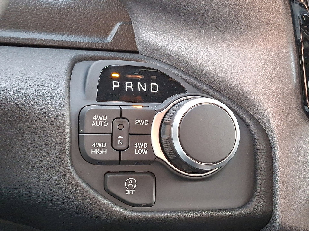 Certified 2025 RAM 1500 Big Horn image 12