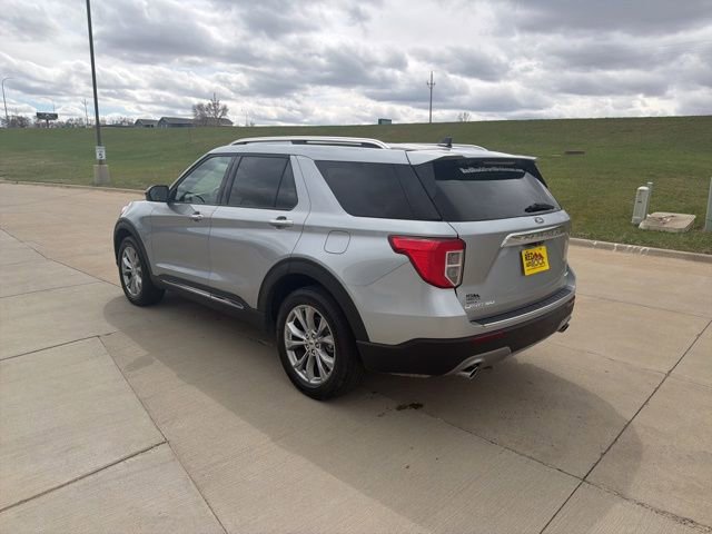 Used 2024 Ford Explorer Limited AWD/4WD image 5