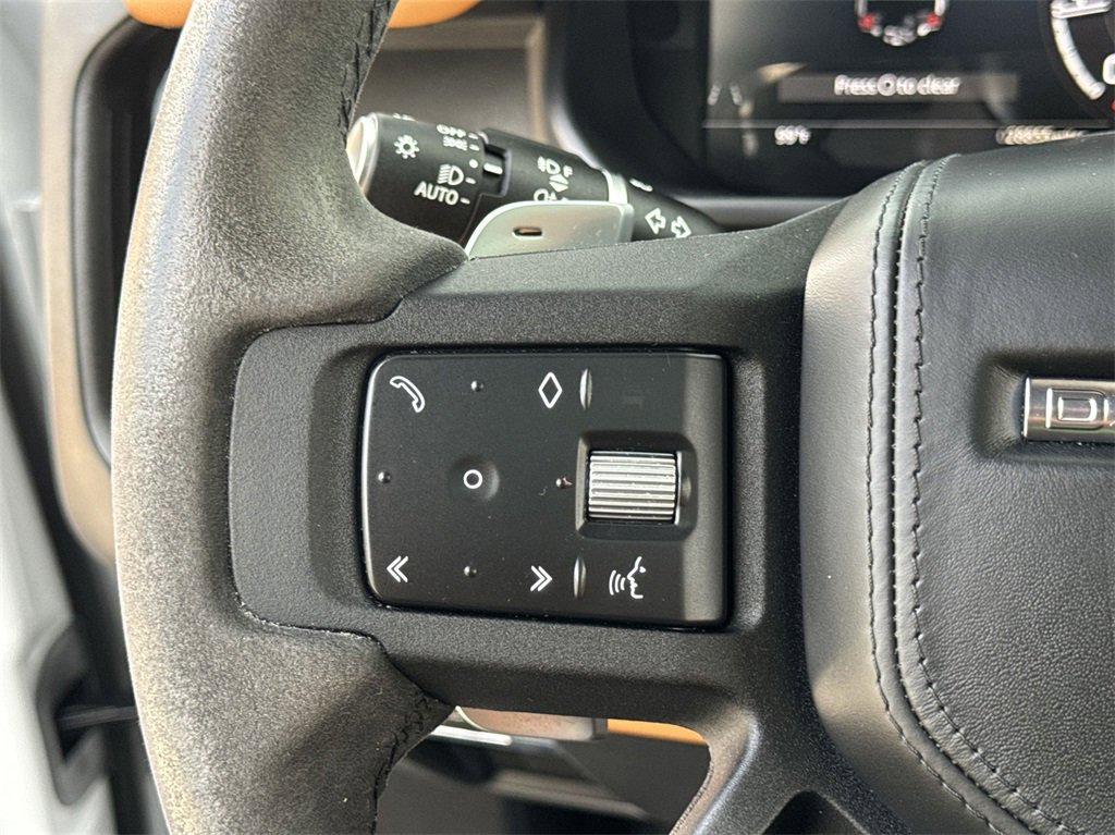 Used 2023 Land Rover Defender 110 V8 image 20