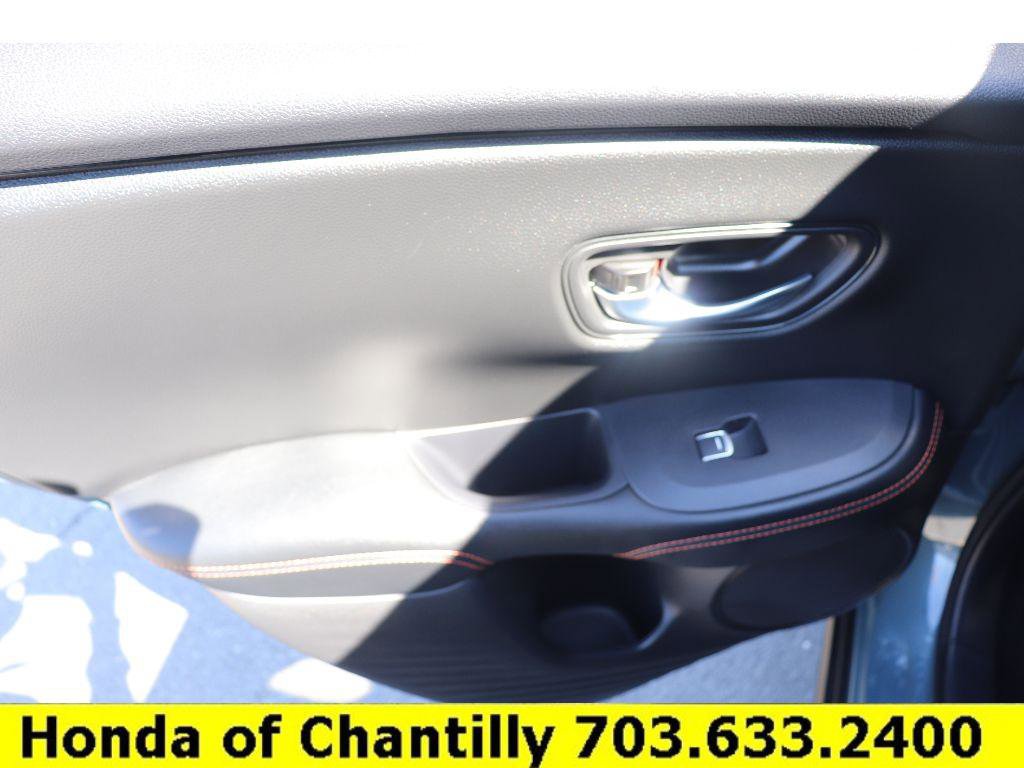 Certified 2025 Honda HR-V Sport image 22