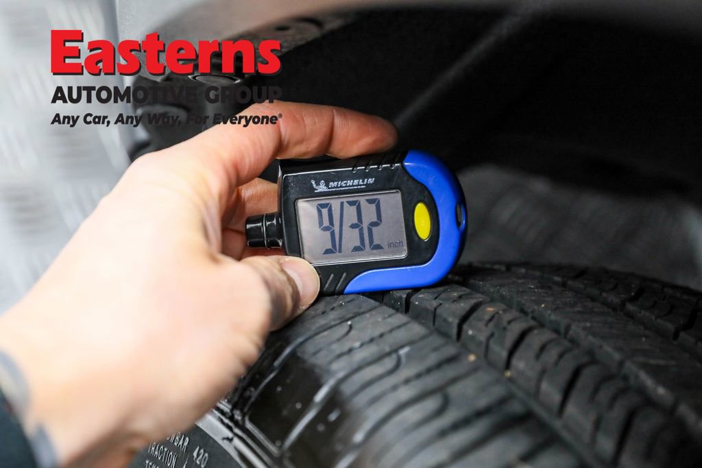 Used 2024 Toyota RAV4 LE image 27