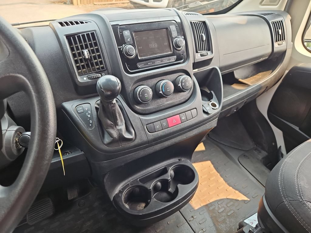 Used 2018 RAM ProMaster 2500 w/ Premium Appearance Group FWD image 19