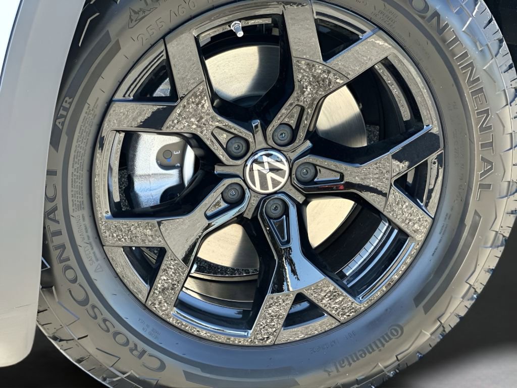 New 2026 Volkswagen Atlas Peak Edition image 10