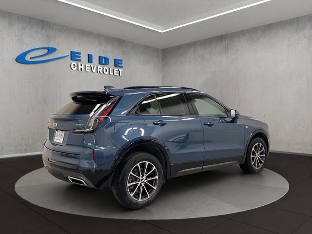 Used 2025 Cadillac XT4 Sport AWD/4WD image 5