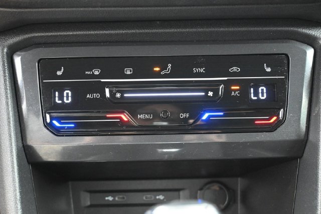 Used 2023 Volkswagen Tiguan SE FWD image 22