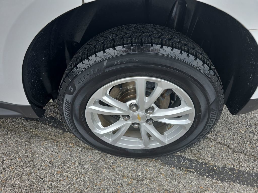 Used 2017 Chevrolet Equinox LT w/ Convenience Package FWD image 10