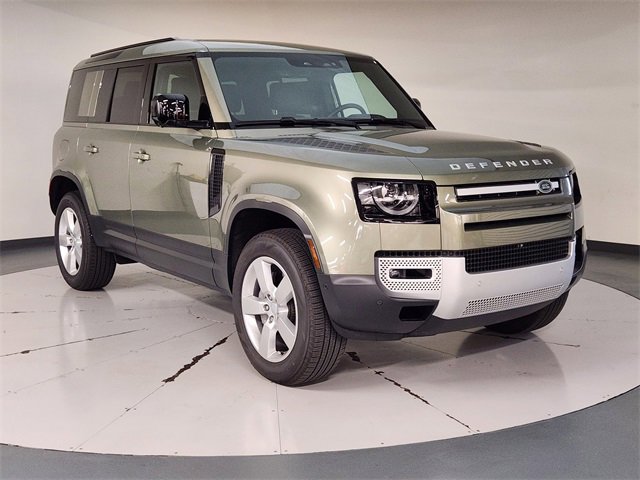 Used 2025 Land Rover Defender 110 S image 7