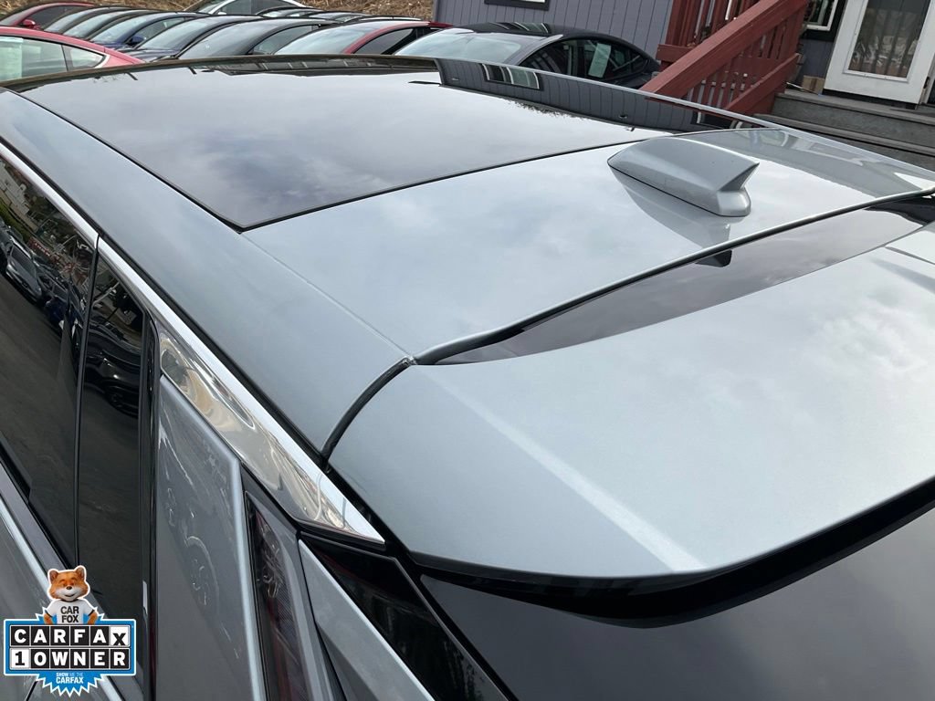 Used 2024 Cadillac Lyriq Luxury AWD/4WD image 98
