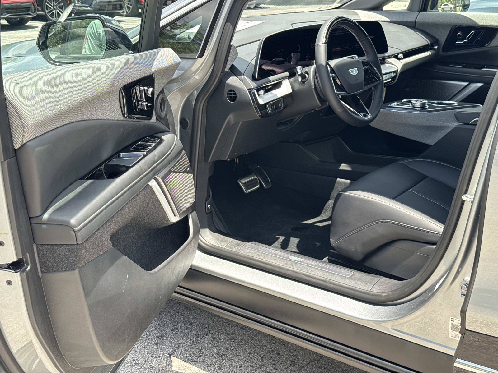 New 2026 Cadillac Optiq Luxury 1 RWD image 13
