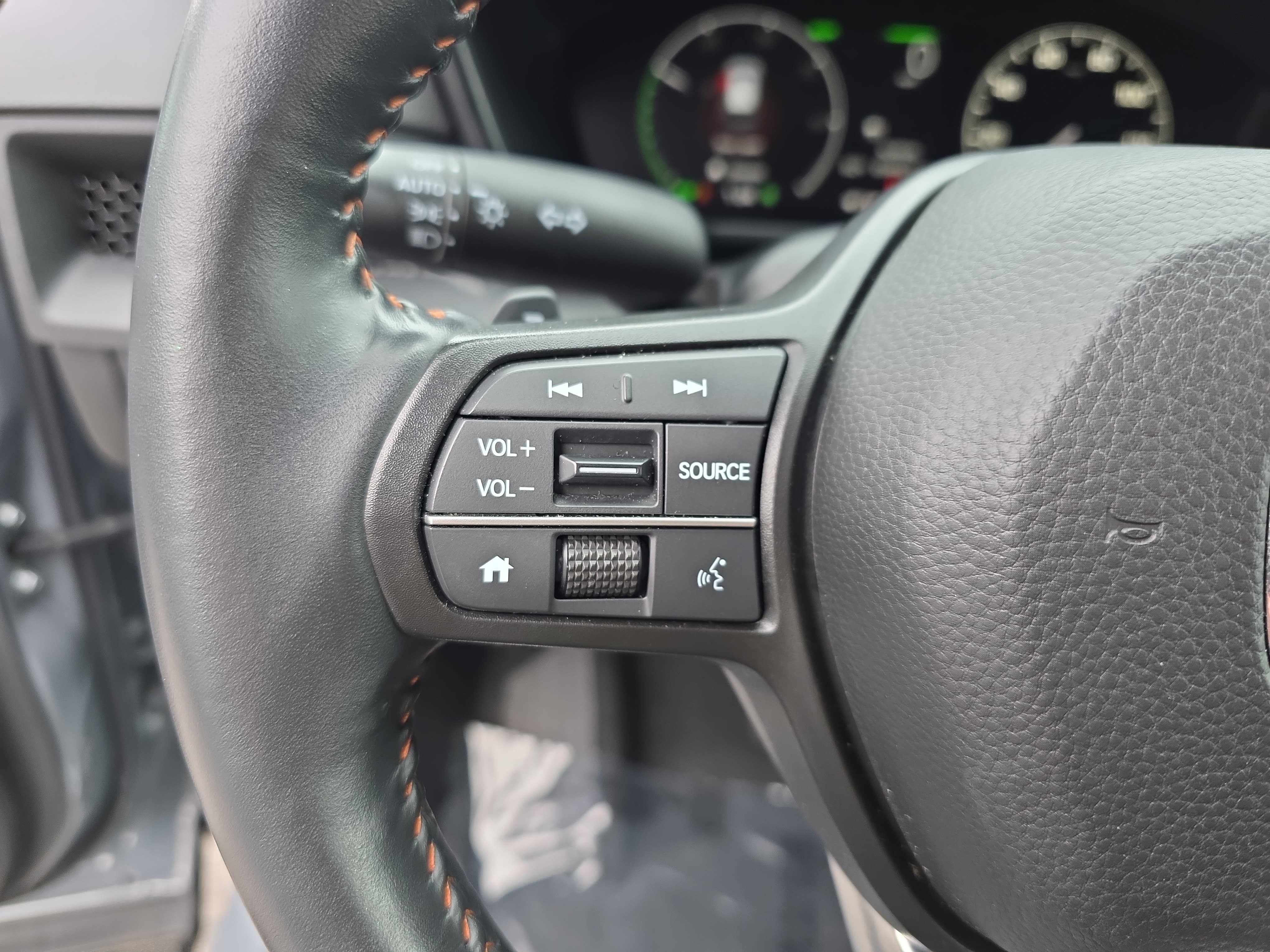 Used 2025 Honda CR-V Sport image 15