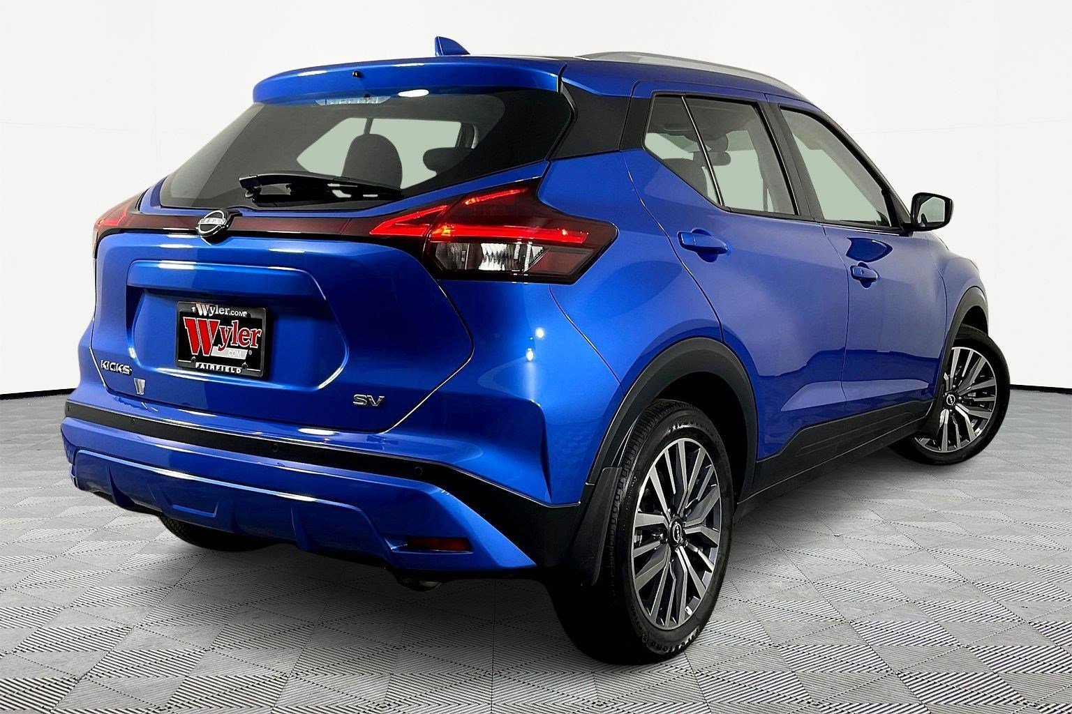 Certified 2023 Nissan Kicks SV image 6