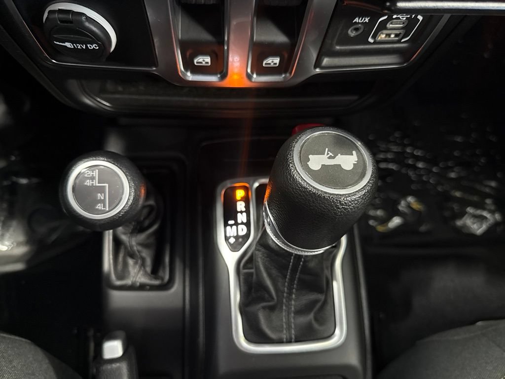Used 2024 Jeep Wrangler Sport AWD/4WD image 16