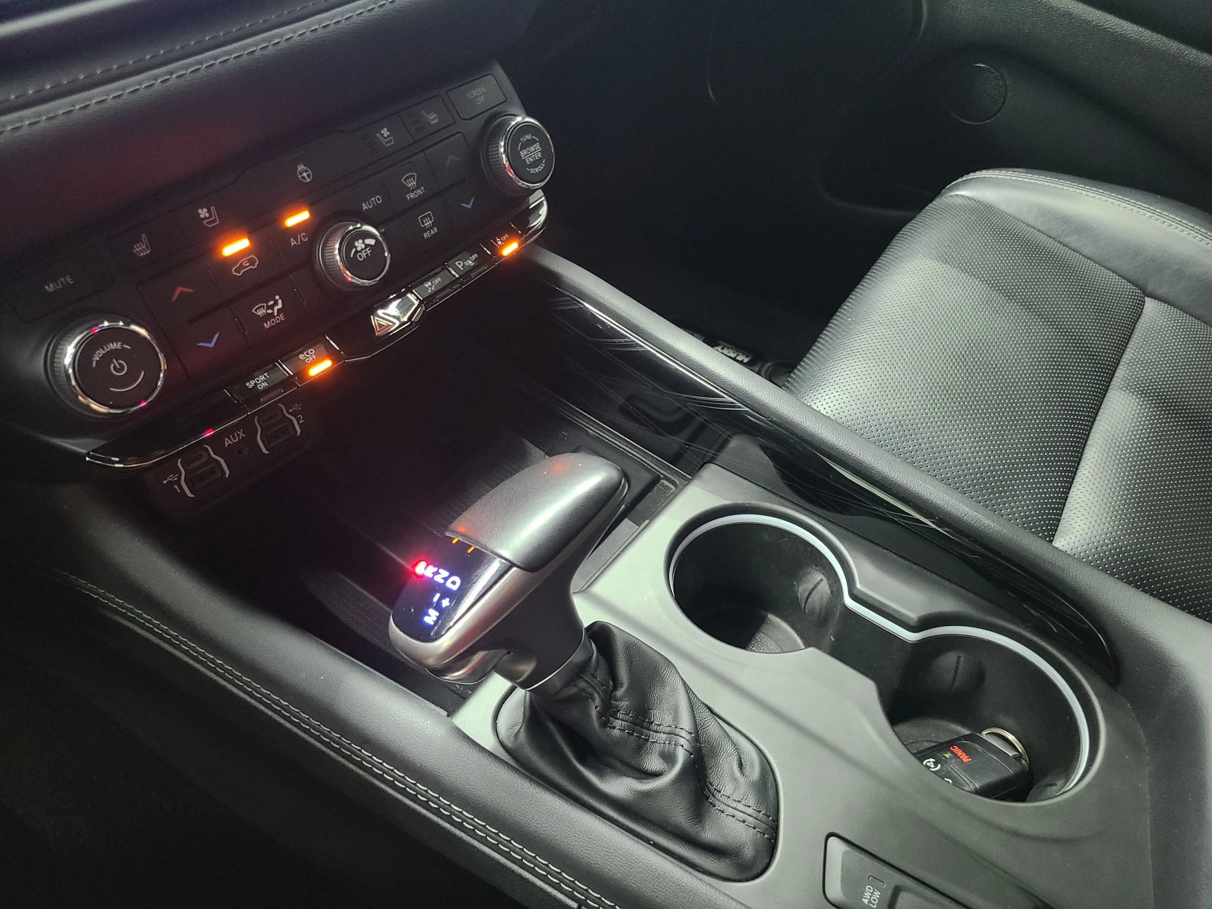 Used 2021 Dodge Durango Citadel w/ Premium Entertainment Group AWD/4WD image 28