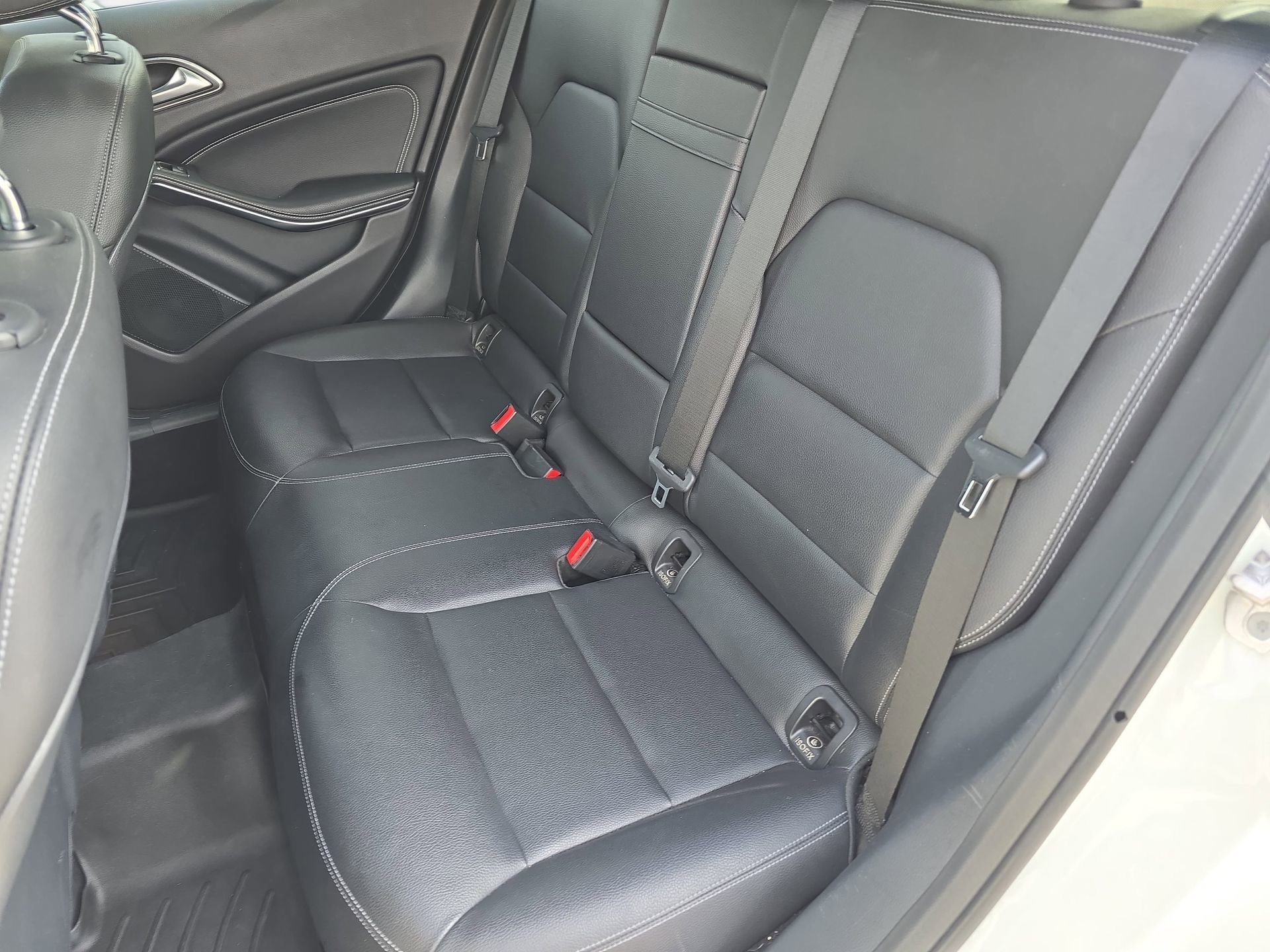 Used 2019 Mercedes-Benz GLA 250 4MATIC image 14