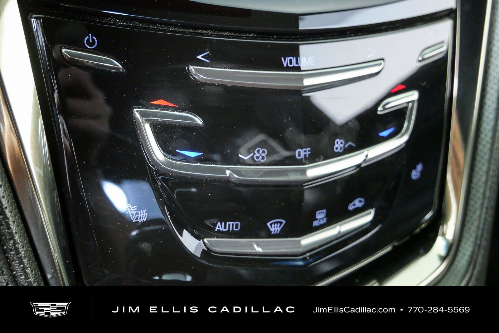 Used 2019 Cadillac CTS V w/ Carbon Fiber Package RWD image 17