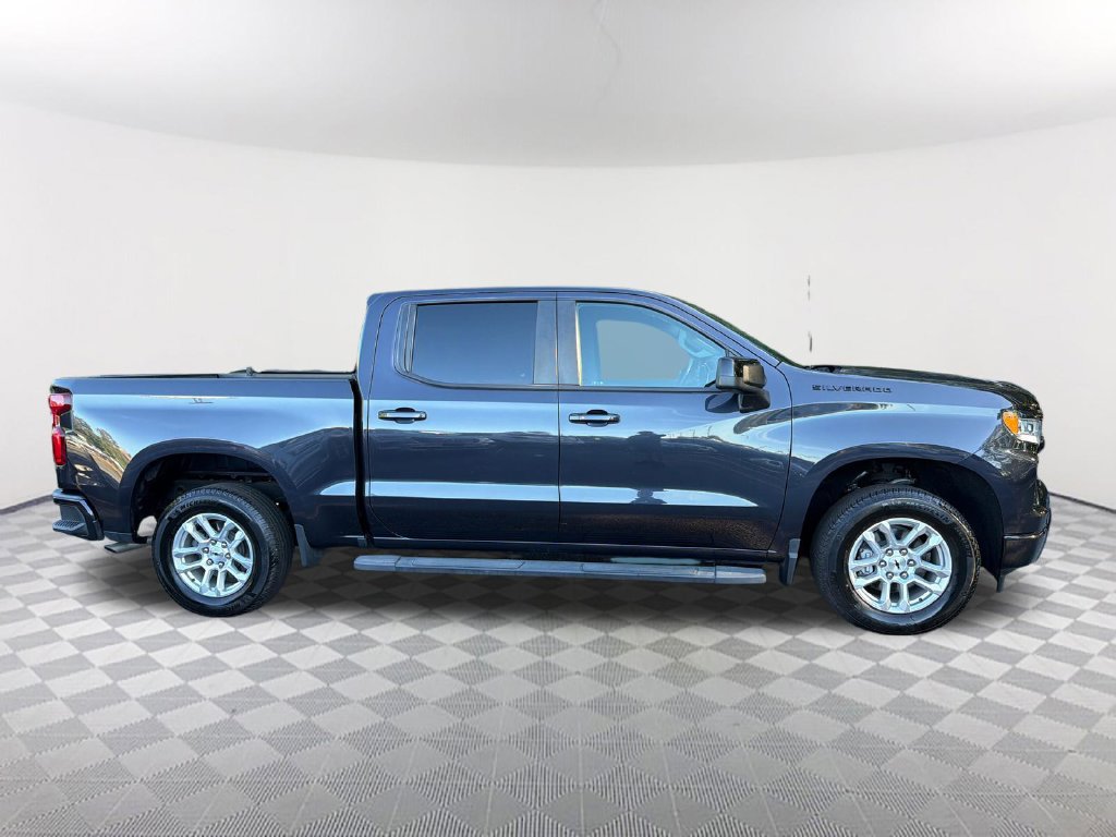 Used 2023 Chevrolet Silverado 1500 RST w/ LPO, Dark Essentials Package RWD image 4