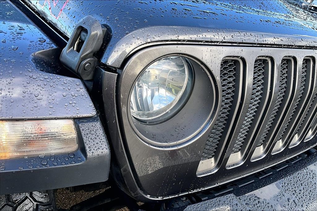 Used 2018 Jeep Wrangler Unlimited Rubicon AWD/4WD image 28