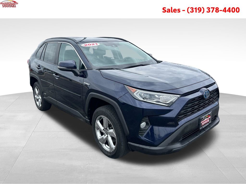 Certified 2021 Toyota RAV4 XLE Premium image 9