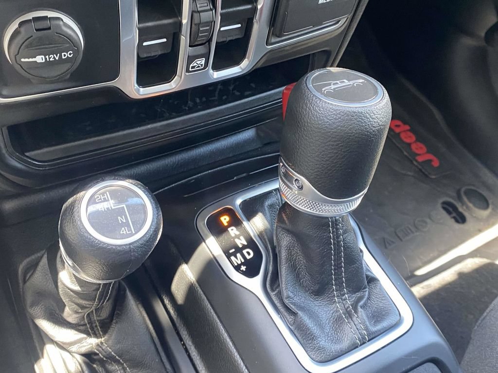 Used 2025 Jeep Gladiator Sport AWD/4WD image 25