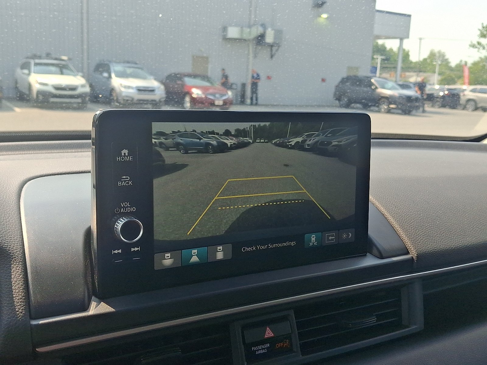 Used 2023 Honda Pilot Touring image 17