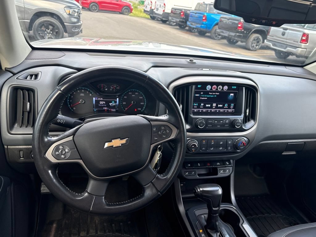 Used 2017 Chevrolet Colorado Z71 AWD/4WD image 5