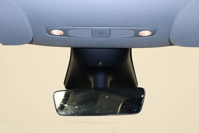 Used 2023 Tesla Model Y Long Range image 22