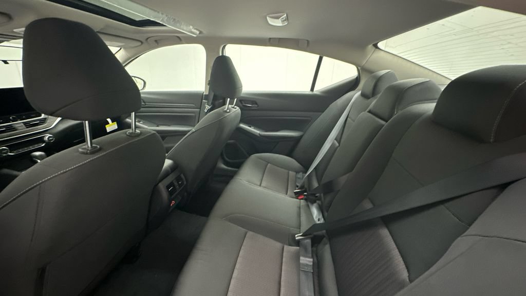 New 2026 Nissan Altima 2.5 SV w/ SV Special Edition Package AWD/4WD image 10